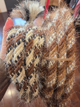 Load image into Gallery viewer, Mane Hair Mecate, 5/8 inch, 22 foot