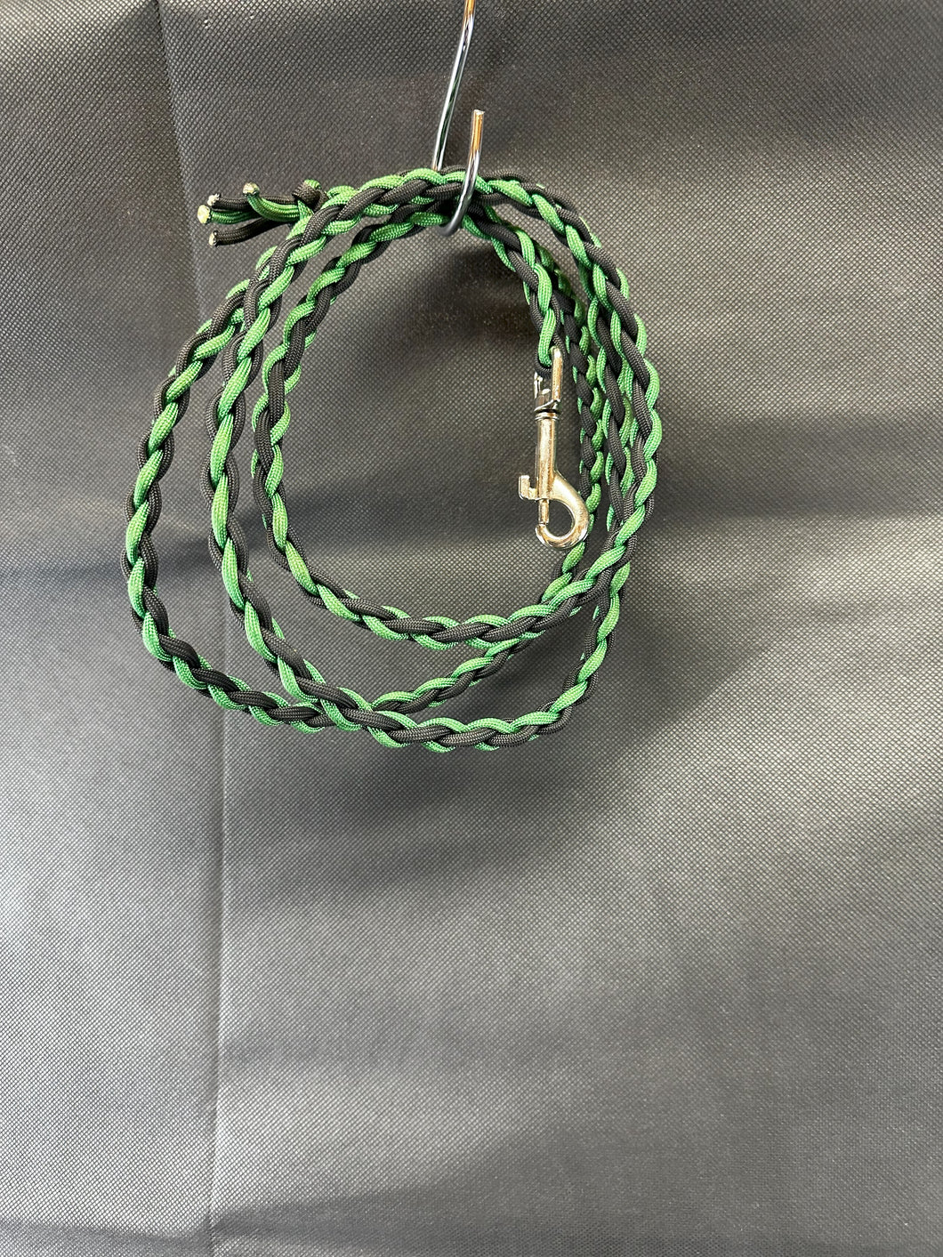Paracord Dog Leashes by Quirt & Cinch