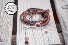 Load image into Gallery viewer, Paracord Dog Leashes by Quirt & Cinch
