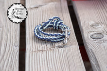 Load image into Gallery viewer, Paracord Dog Leashes by Quirt & Cinch