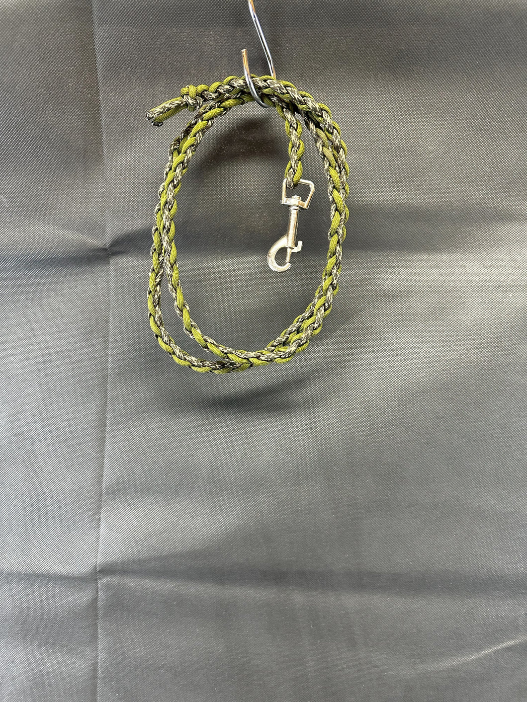 Paracord Dog Leashes by Quirt & Cinch